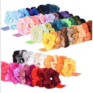 3 MYSTERY VELVET SCRUNCHIES BOX (VSCO)